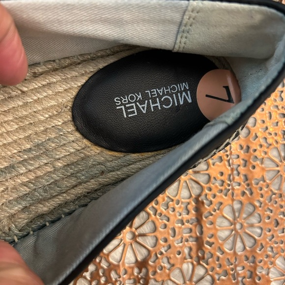 Michael Kors Soft leather 3D floral espadrilles - Picture 7 of 9